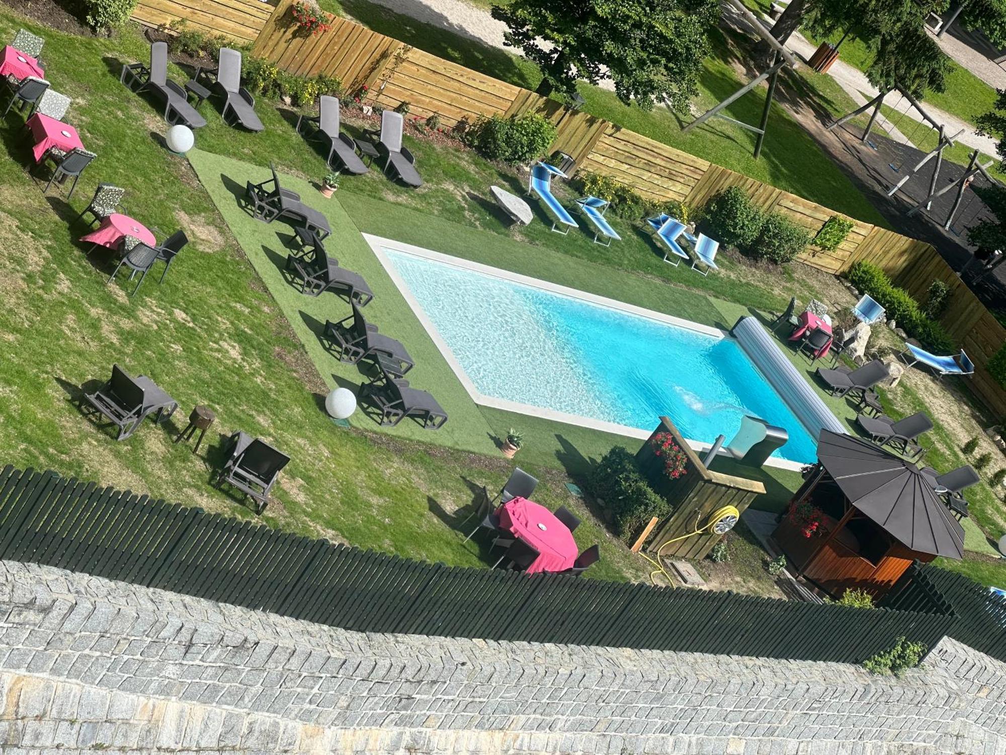 Hotel Garni St. Hubertus Madonna エクステリア 写真