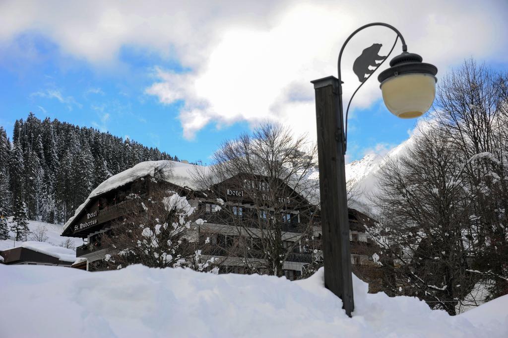Hotel Garni St. Hubertus Madonna エクステリア 写真