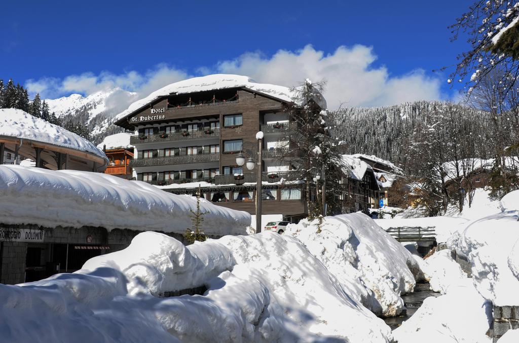 Hotel Garni St. Hubertus Madonna エクステリア 写真